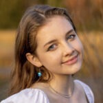 Danielle MacConnell head shot